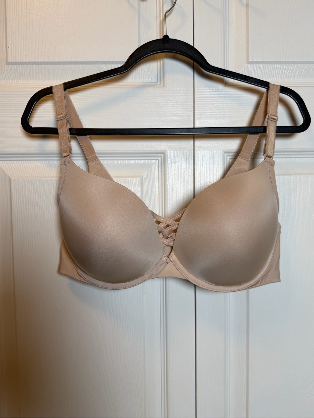 Torrid Feel The Fit Nude Underwire T-Shirt Bra 38DD Lightly Lined NWOT